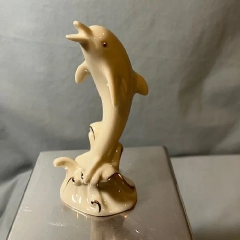 Lenox Porcelain Dolphin Cream & Gold 4